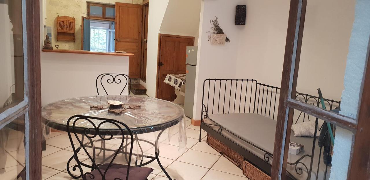 Joli Maison En Pierre Villa Arles Kültér fotó